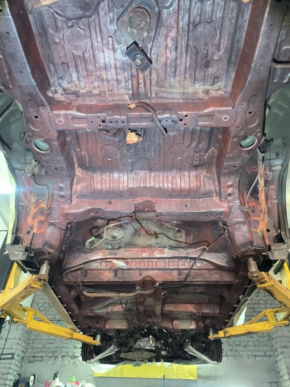 Лазерная очистка и антикор днища Toyota Hilux 4